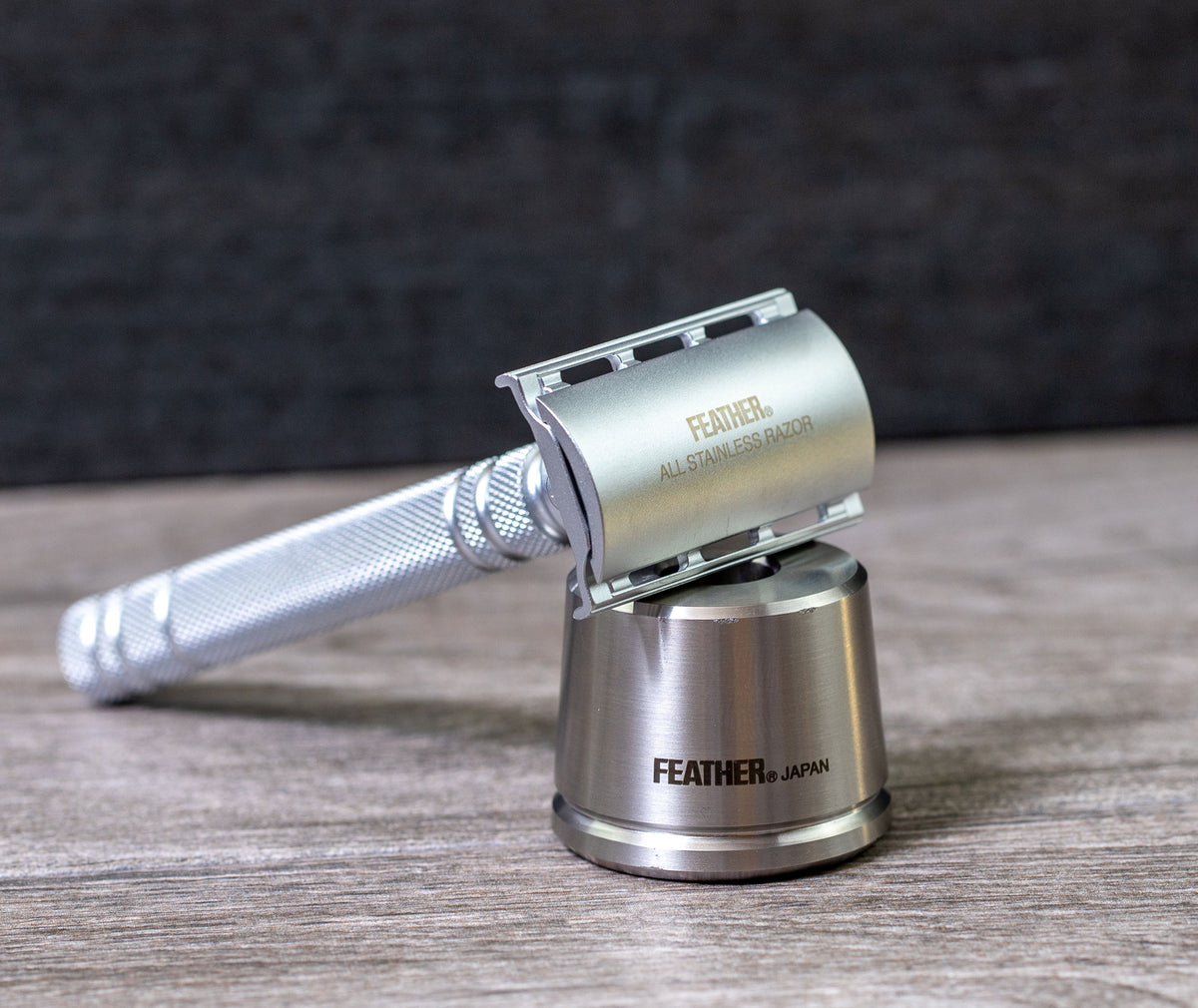 Feather All Stainless Steel Double Edge Safety Razor W/Stainless Steel Stand (AS-D2S)
